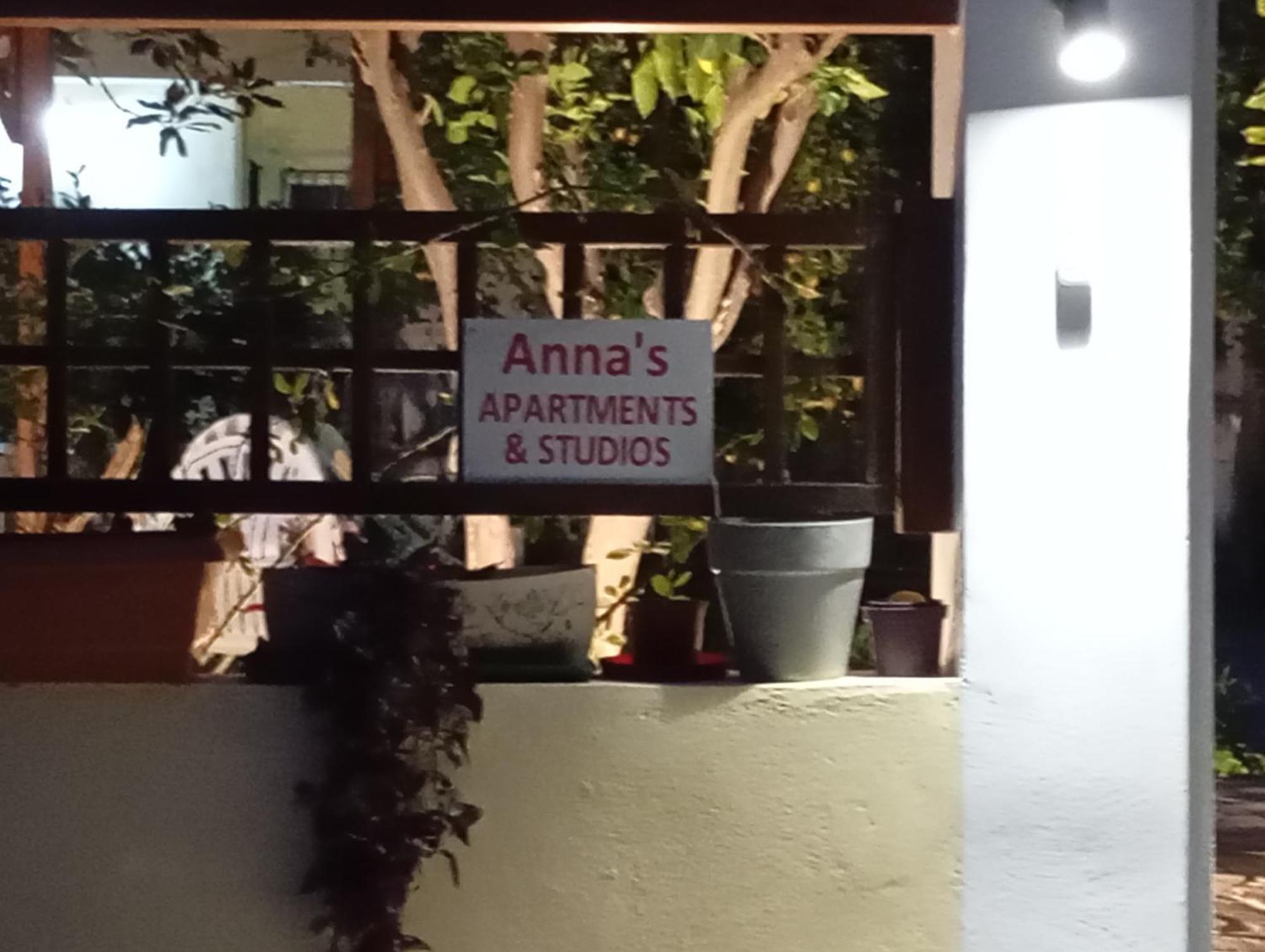 Anna'S Apartment And Studio 아르테미다 외부 사진