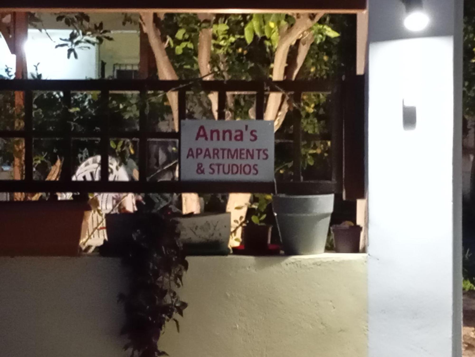 Anna'S Apartment And Studio 아르테미다 외부 사진